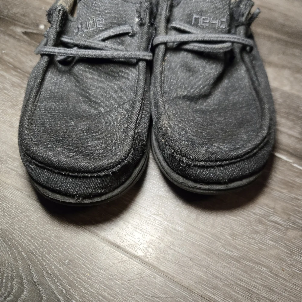 Hey Dude Shoes Kids 1 Wally‎ Slip On Black Gray Fabric Moc
